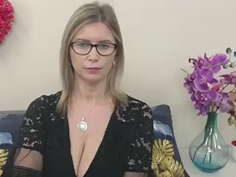 DoreenSexy online show from March 2025 01:35:02 PM