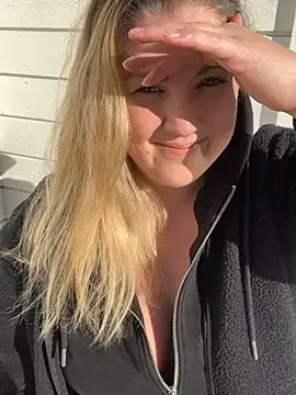 Anna Alexa online show from February 2025 10:59:02 AM