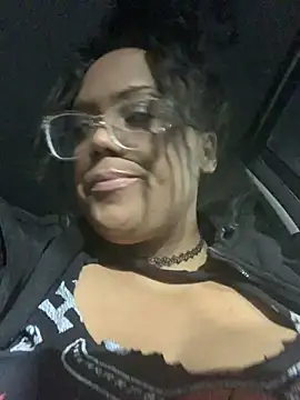 DezerayDelicious online show from February 2025 07:26:01 AM