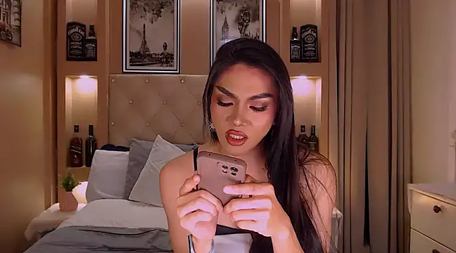 YOUR DREAMWIFE online show from March 2025 11:01:02 PM