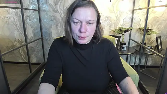 Snapshot of KellyPerfection chatting on February 2025 01:48:01 PM KellyPerfection online show from February 2025 01:48:01 PM