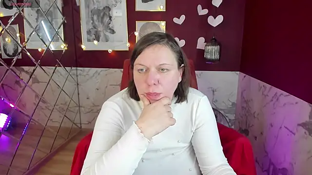 Snapshot of KellyPerfection chatting on February 2025 04:28:01 PM KellyPerfection online show from February 2025 04:28:01 PM