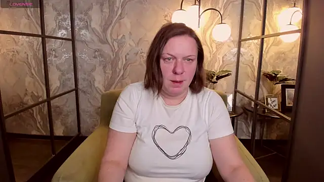 Snapshot of KellyPerfection chatting on February 2025 01:21:01 PM KellyPerfection online show from February 2025 01:21:01 PM