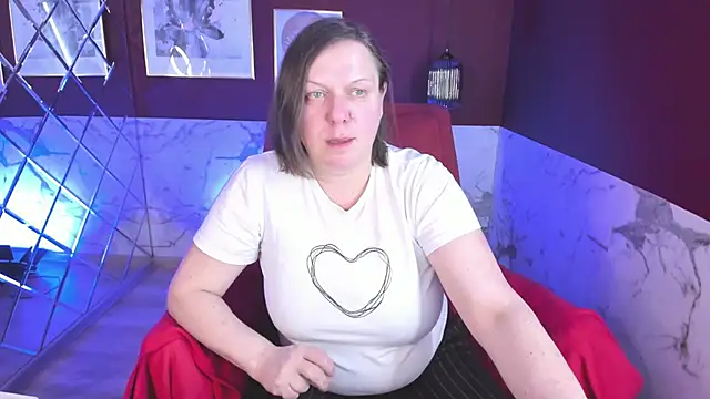 Snapshot of KellyPerfection chatting on March 2025 01:42:02 PM KellyPerfection online show from March 2025 01:42:02 PM