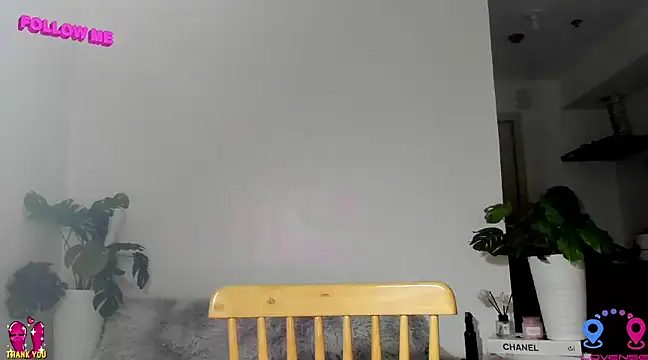 hottycrishina online show from February 2025 12:57:01 AM