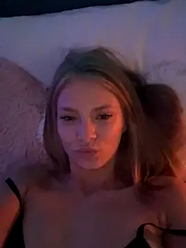 AnastasiaAniess online show from December 2024 07:36:01 PM