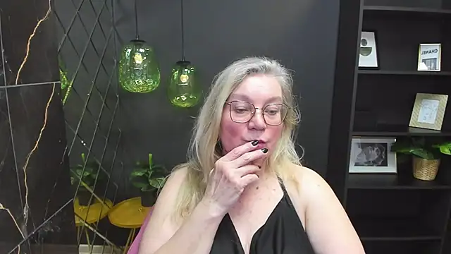 NataliMellow online show from December 2024 07:27:02 PM