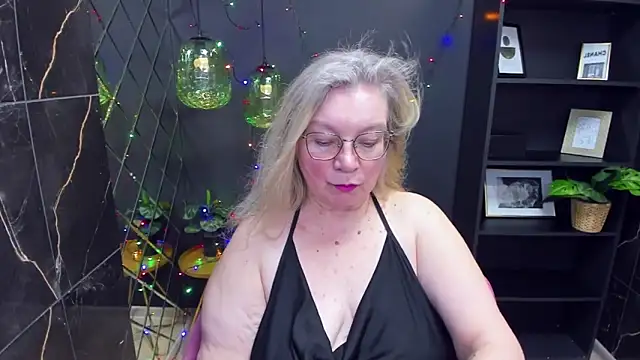 NataliMellow online show from December 2024 07:27:02 PM