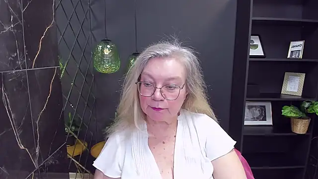 NataliMellow online show from January 2025 01:29:01 PM