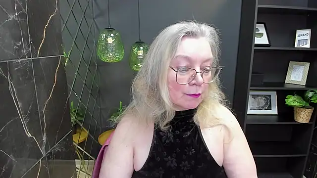 NataliMellow online show from January 2025 01:11:01 PM