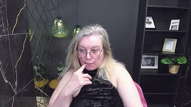 NataliMellow online show from February 2025 04:14:02 PM