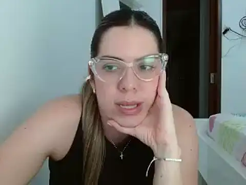ashlymoon online show from December 2024 03:47:01 AM