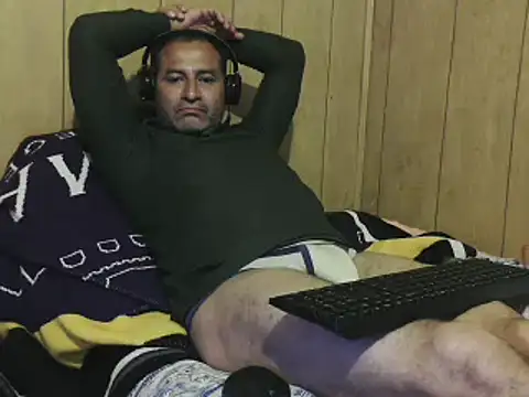Snapshot of dantehot2020 chatting on December 2024 02:46:01 AM dantehot2020 online show from December 2024 02:46:01 AM