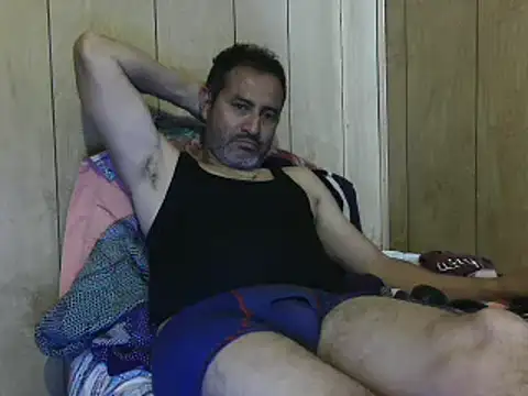Snapshot of dantehot2020 chatting on January 2025 09:05:01 PM dantehot2020 online show from January 2025 09:05:01 PM