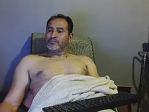Snapshot of dantehot2020 chatting on January 2025 02:44:02 AM dantehot2020 online show from January 2025 02:44:02 AM