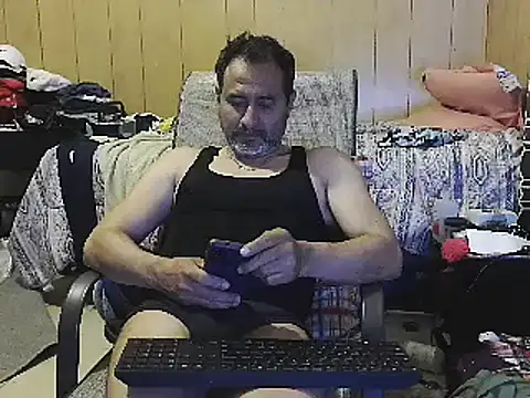 Snapshot of dantehot2020 chatting on January 2025 10:38:01 PM dantehot2020 online show from January 2025 10:38:01 PM