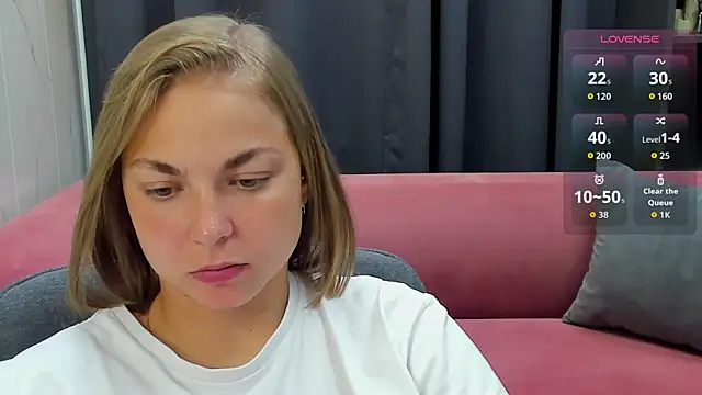 Snapshot of TataArdent chatting on October 2025 08:30:02 PM TataArdent online show from October 2025 08:30:02 PM