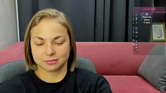 Snapshot of TataArdent chatting on November 2025 08:20:02 PM TataArdent online show from November 2025 08:20:02 PM