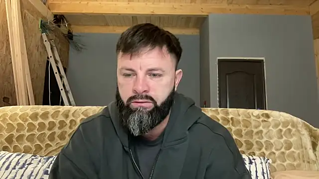 Snapshot of AlphaSparks chatting on October 2025 02:55:02 AM AlphaSparks online show from October 2025 02:55:02 AM