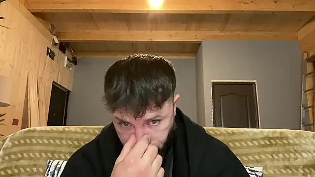 Snapshot of AlphaSparks chatting on November 2025 03:51:01 AM AlphaSparks online show from November 2025 03:51:01 AM