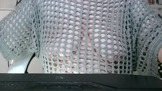 Snapshot of heidi60 chatting on December 2024 06:52:02 PM heidi60 online show from December 2024 06:52:02 PM