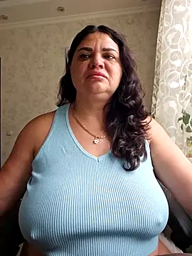 Snapshot of littleRikka chatting on October 2025 07:34:01 AM littleRikka online show from October 2025 07:34:01 AM