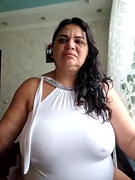 Snapshot of littleRikka chatting on November 2025 07:29:01 AM littleRikka online show from November 2025 07:29:01 AM