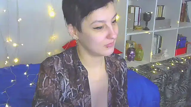 Snapshot of MartaBounty chatting on December 2024 01:43:01 AM MartaBounty online show from December 2024 01:43:01 AM