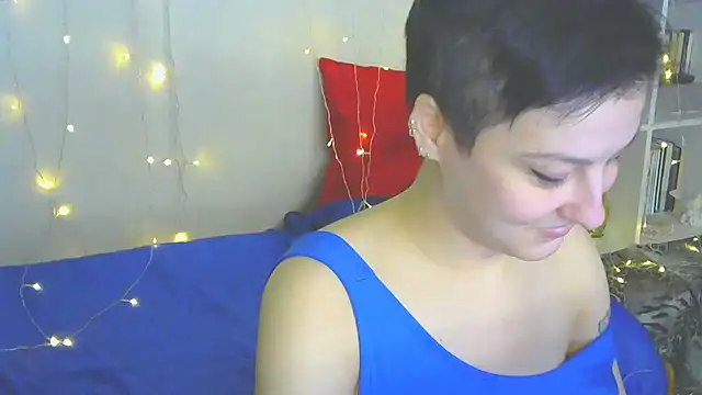 Snapshot of MartaBounty chatting on December 2024 05:47:02 PM MartaBounty online show from December 2024 05:47:02 PM