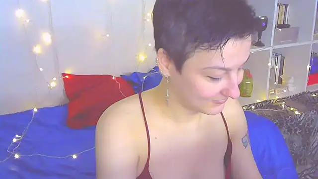 Snapshot of MartaBounty chatting on December 2024 08:39:02 PM MartaBounty online show from December 2024 08:39:02 PM
