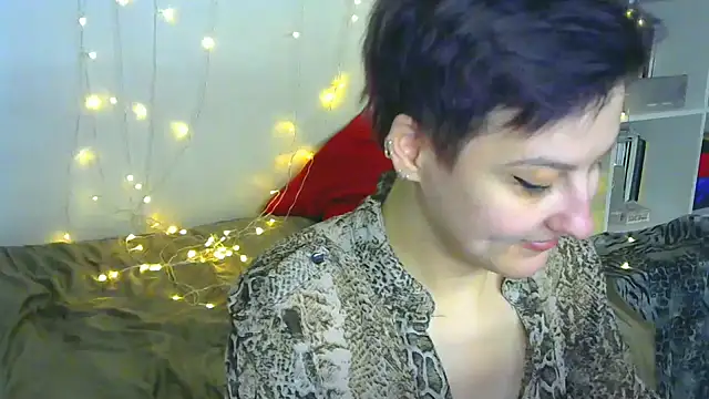 Snapshot of MartaBounty chatting on February 2025 07:58:02 PM MartaBounty online show from February 2025 07:58:02 PM