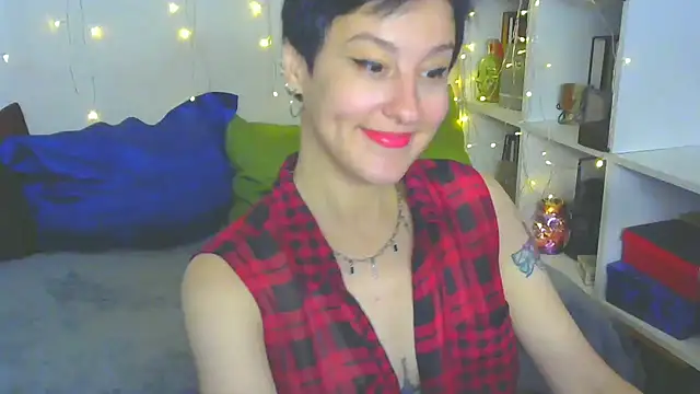 Snapshot of MartaBounty chatting on September 2025 03:49:01 AM MartaBounty online show from September 2025 03:49:01 AM