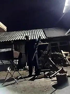 Snapshot of sarpe4 chatting on October 2025 04:18:01 PM sarpe4 online show from October 2025 04:18:01 PM