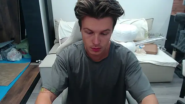 Snapshot of Sunny-Girl1 chatting on October 2025 06:33:01 AM Sunny-Girl1 online show from October 2025 06:33:01 AM