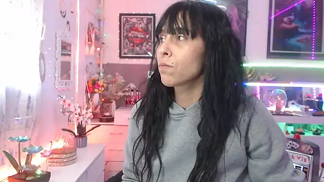 misscectito13 online show from February 2025 12:25:02 PM
