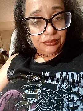 PichyPrettyPussy online show from October 2025 07:00:01 PM