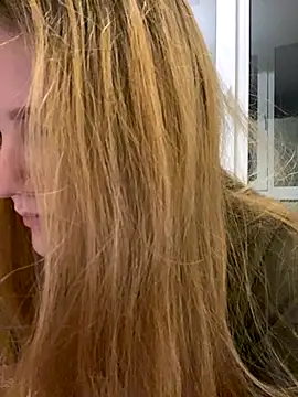 Snapshot of -MimmiLissa- chatting on October 2025 05:32:02 PM -MimmiLissa- online show from October 2025 05:32:02 PM