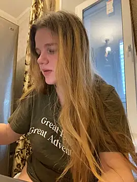 Snapshot of -MimmiLissa- chatting on October 2025 01:22:02 PM -MimmiLissa- online show from October 2025 01:22:02 PM