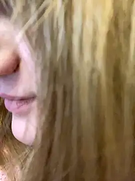 Snapshot of -MimmiLissa- chatting on October 2025 12:09:02 PM -MimmiLissa- online show from October 2025 12:09:02 PM