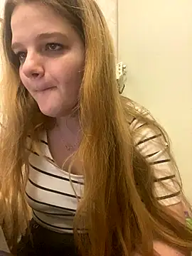 Snapshot of -MimmiLissa- chatting on November 2025 03:54:01 PM -MimmiLissa- online show from November 2025 03:54:01 PM