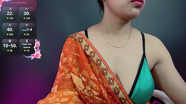 Snapshot of DesiZoya chatting on October 2025 08:01:01 AM DesiZoya online show from October 2025 08:01:01 AM