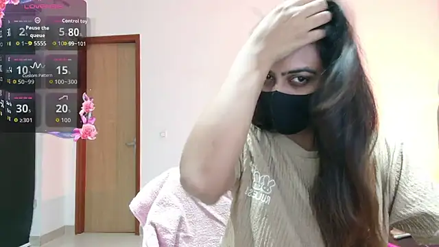 Snapshot of DesiZoya chatting on November 2025 10:21:01 PM DesiZoya online show from November 2025 10:21:01 PM