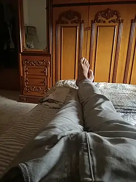 Bobby967 online show from November 2025 09:36:01 AM