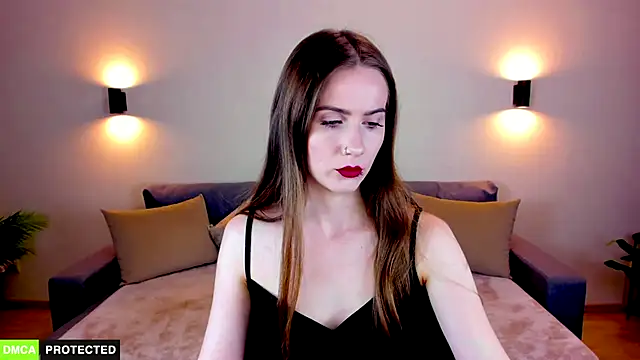 TheWoman   online show from October 2025 06:27:02 PM