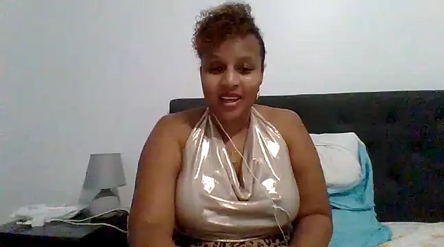 Snapshot of Nathyjess195 chatting on December 2024 10:30:02 PM Nathyjess195 online show from December 2024 10:30:02 PM