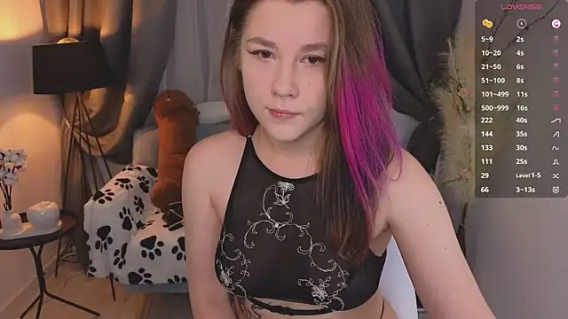 Snapshot of Mira_Falls chatting on October 2025 05:25:01 AM Mira Falls online show from October 2025 05:25:01 AM