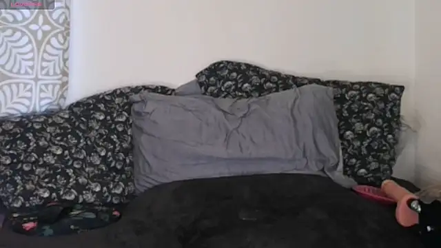 TsSnailGirl69 online show from March 2025 07:49:01 PM