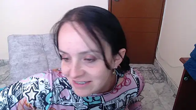 Snapshot of antara_hotgirl chatting on December 2024 07:50:02 PM antara hotgirl online show from December 2024 07:50:02 PM