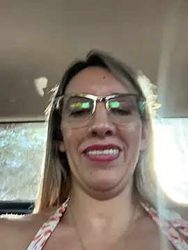 Snapshot of Gatitacarlita chatting on February 2025 08:53:02 PM Gatitacarlita online show from February 2025 08:53:02 PM