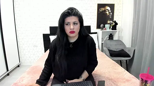 Snapshot of Heidix chatting on November 2025 04:37:01 AM Heidix online show from November 2025 04:37:01 AM